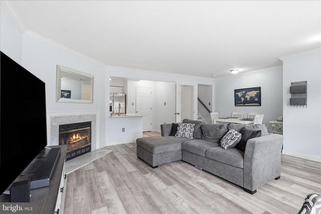 12108 SPRINGWOODS, Woodbridge, VA 22192