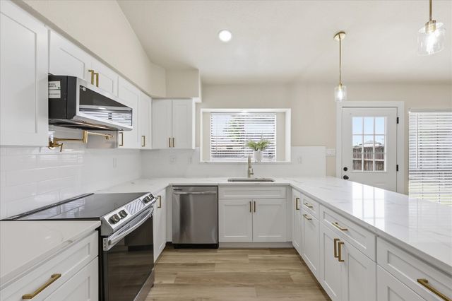9417 Willard Street, Rowlett, TX 75088