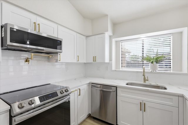 9417 Willard Street, Rowlett, TX 75088