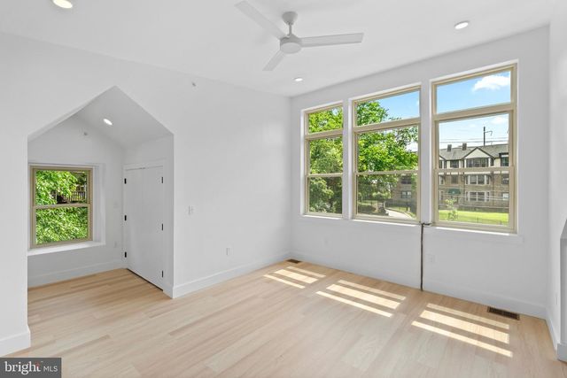 6401 WAYNE AVE #7, Philadelphia, PA 19119