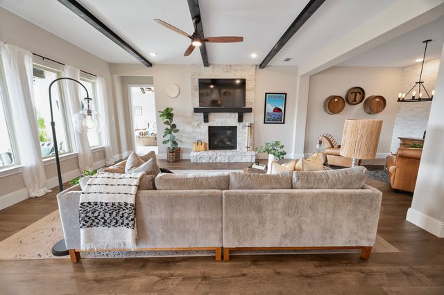 2816 Monument Court, Heath, TX 75126