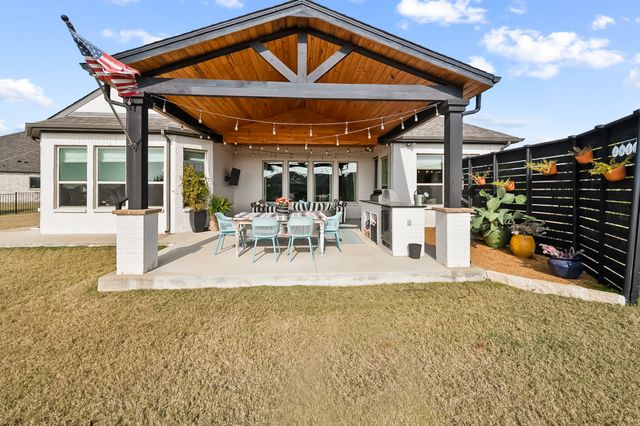 2816 Monument Court, Heath, TX 75126