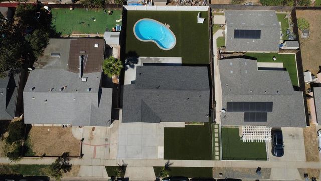1404 Jefferson Avenue, Escondido, CA 92027