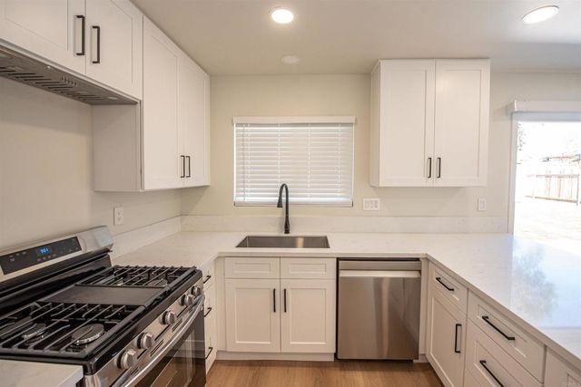 1404 Jefferson Avenue, Escondido, CA 92027