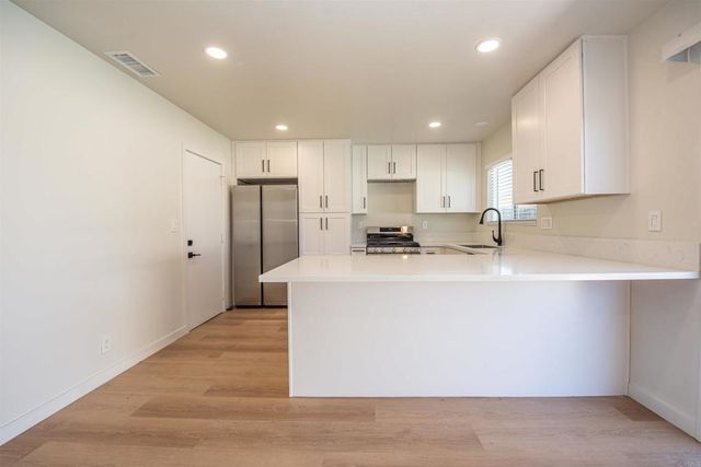 1404 Jefferson Avenue, Escondido, CA 92027