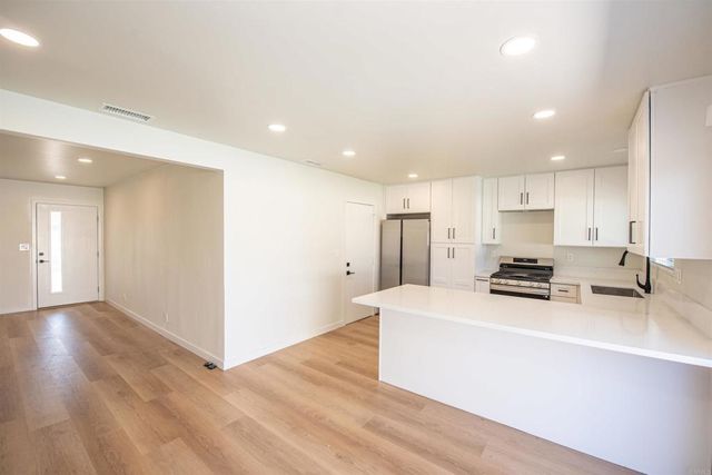 1404 Jefferson Avenue, Escondido, CA 92027