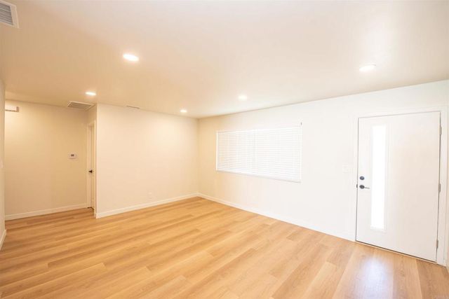 1404 Jefferson Avenue, Escondido, CA 92027