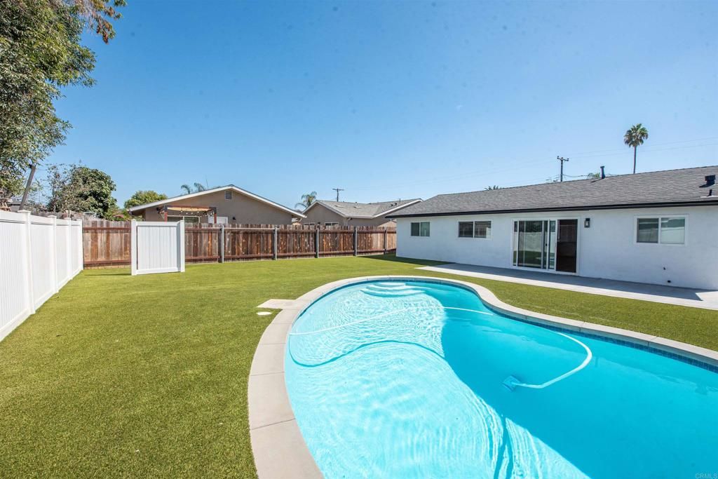 1404 Jefferson Avenue, Escondido, CA 92027