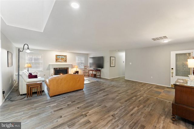 1735 TRENT ST, Crofton, MD 21114
