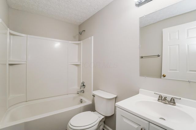 6976 Endsleigh Drive, Reynoldsburg, OH 43068