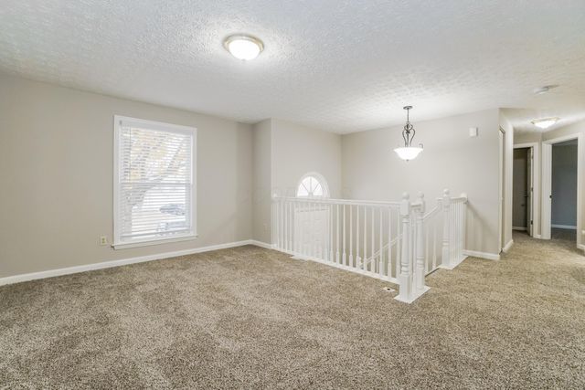 6976 Endsleigh Drive, Reynoldsburg, OH 43068