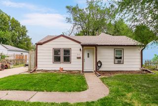 812 S Troost Street, Olathe, KS 66061