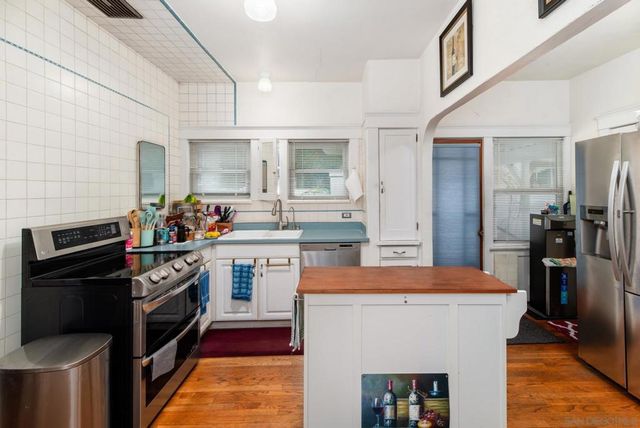 2911 15 Kalmia St, San Diego, CA 92104