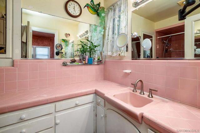 2911 15 Kalmia St, San Diego, CA 92104