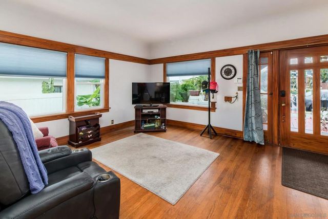 2911 15 Kalmia St, San Diego, CA 92104