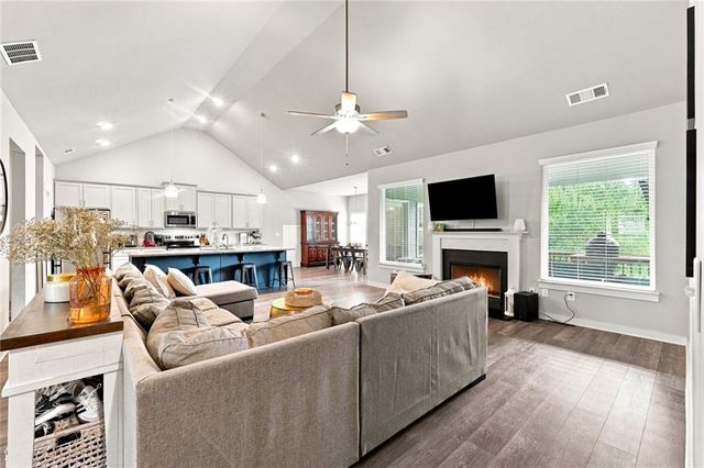 4052 Links Boulevard, Jefferson, GA 30549