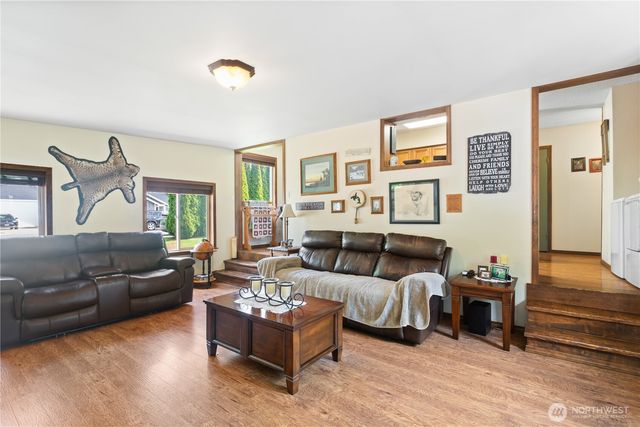 6462 Trigg Woods Lane, Ferndale, WA 98248