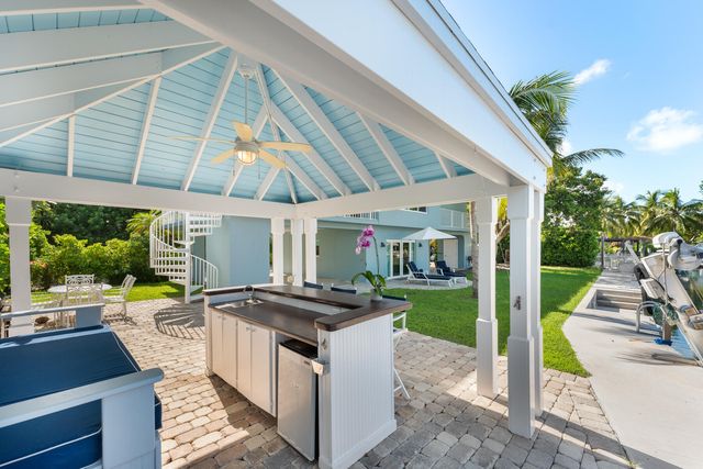 76412 Overseas Highway, Lower Matecumbe, FL 33036