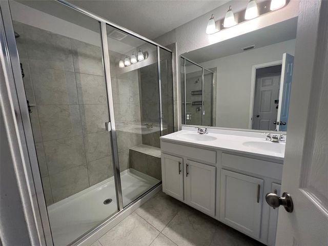 3201 College Park DR 17, Round Rock, TX 78665