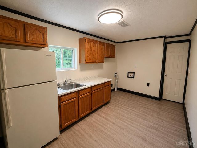 121 E 5th Street, Franklin, OH 45005