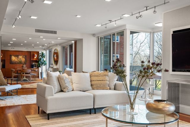 975 Memorial Drive 405-406, Cambridge, MA 02138