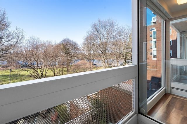 975 Memorial Drive 405-406, Cambridge, MA 02138