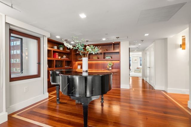 975 Memorial Drive 405-406, Cambridge, MA 02138