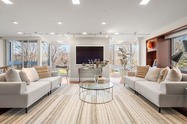 975 Memorial Drive 405-406, Cambridge, MA 02138