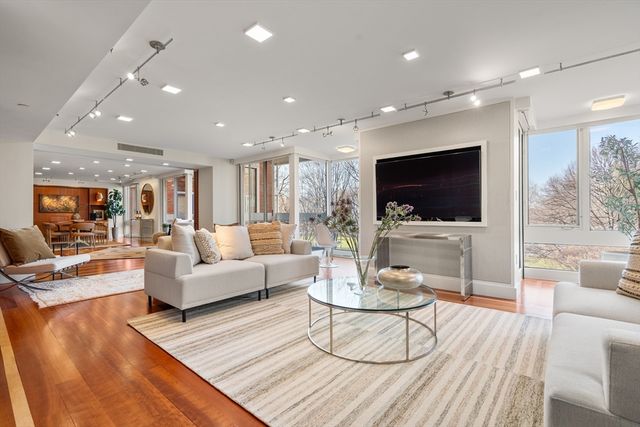 975 Memorial Drive 405-406, Cambridge, MA 02138