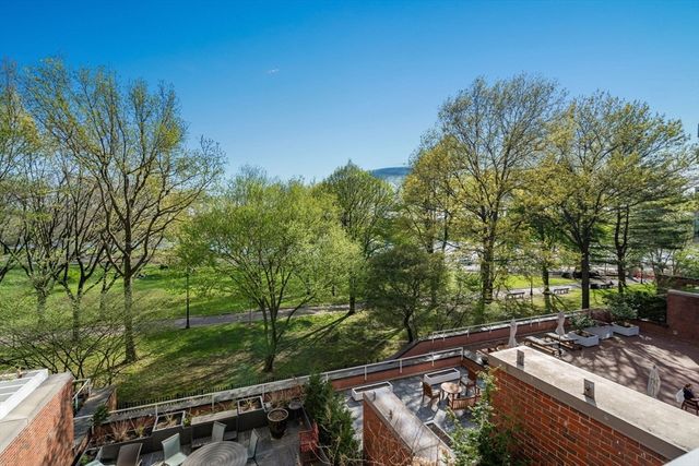975 Memorial Drive 405-406, Cambridge, MA 02138