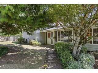 1314 Nw 4TH St, Gresham, OR 97030