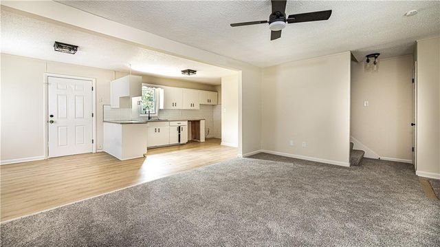 8611 Lane Avenue, Kansas City, MO 64138