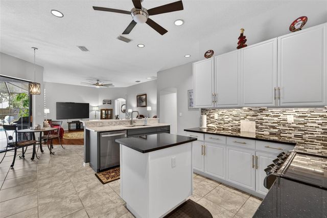 2819 LAUREL LEAF DRIVE, Valrico, FL 33594
