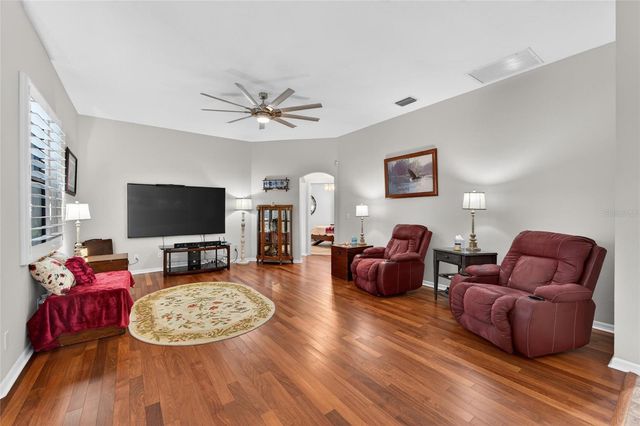 2819 LAUREL LEAF DRIVE, Valrico, FL 33594