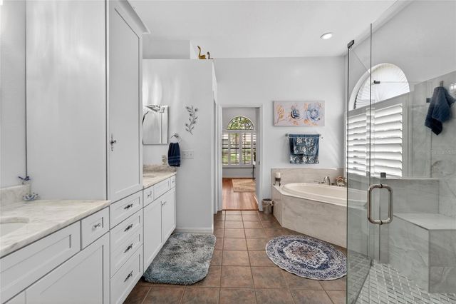 2819 LAUREL LEAF DRIVE, Valrico, FL 33594