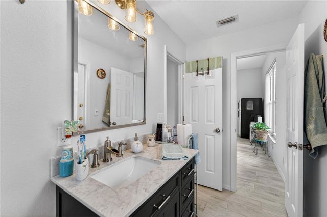 2819 LAUREL LEAF DRIVE, Valrico, FL 33594