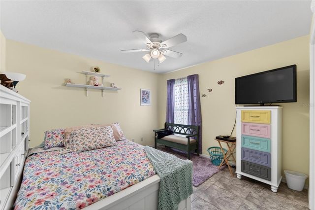 2819 LAUREL LEAF DRIVE, Valrico, FL 33594