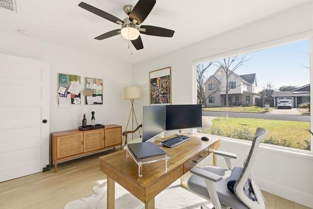 7804 Hardy DR, Austin, TX 78757