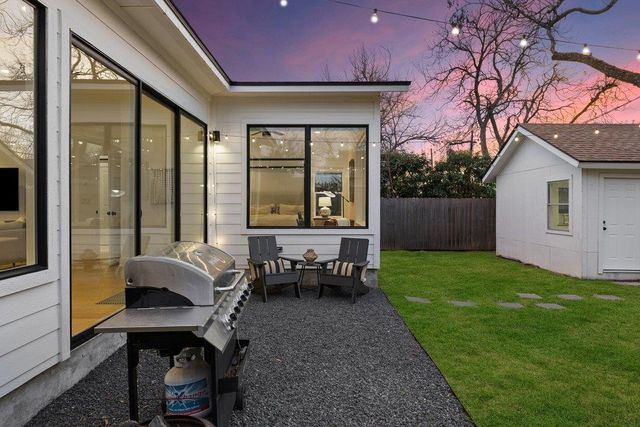 7804 Hardy DR, Austin, TX 78757