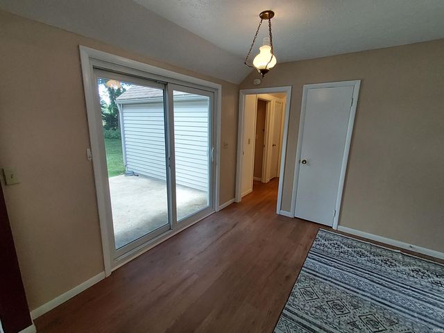 301 Twin Oaks Drive, Middlebury, IN 46540