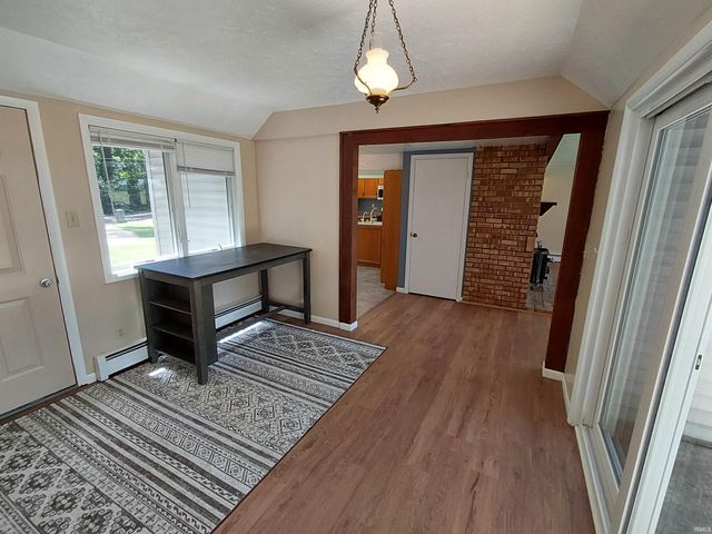301 Twin Oaks Drive, Middlebury, IN 46540