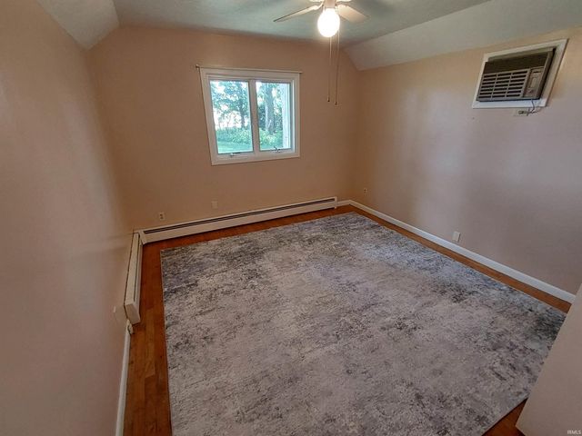 301 Twin Oaks Drive, Middlebury, IN 46540