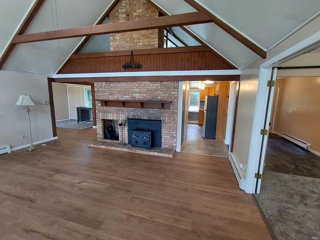 301 Twin Oaks Drive, Middlebury, IN 46540