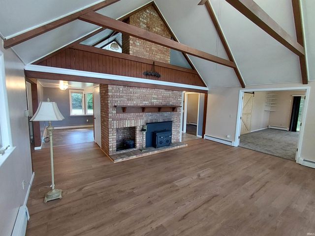 301 Twin Oaks Drive, Middlebury, IN 46540