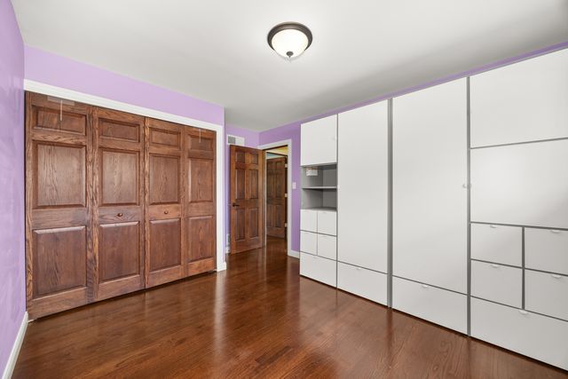 9070 Shady Lane, Hickory Hills, IL 60457