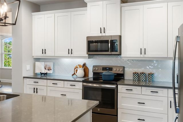 1215 THORNBURY DRIVE, Parrish, FL 34219