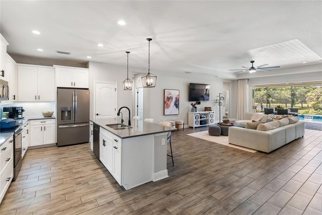 1215 THORNBURY DRIVE, Parrish, FL 34219