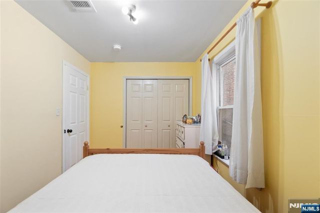 2705 Central Avenue, Union City, NJ 07087