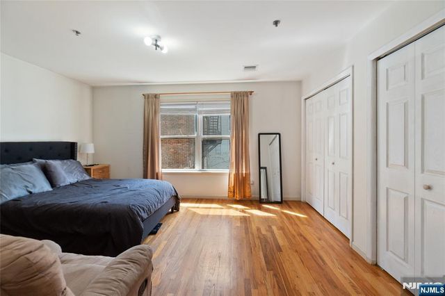 2705 Central Avenue, Union City, NJ 07087