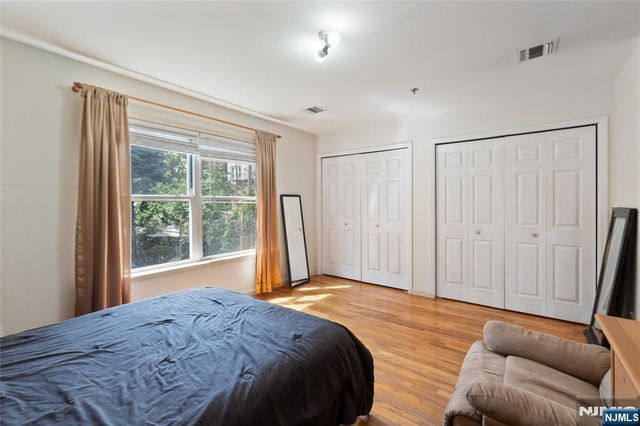 2705 Central Avenue, Union City, NJ 07087